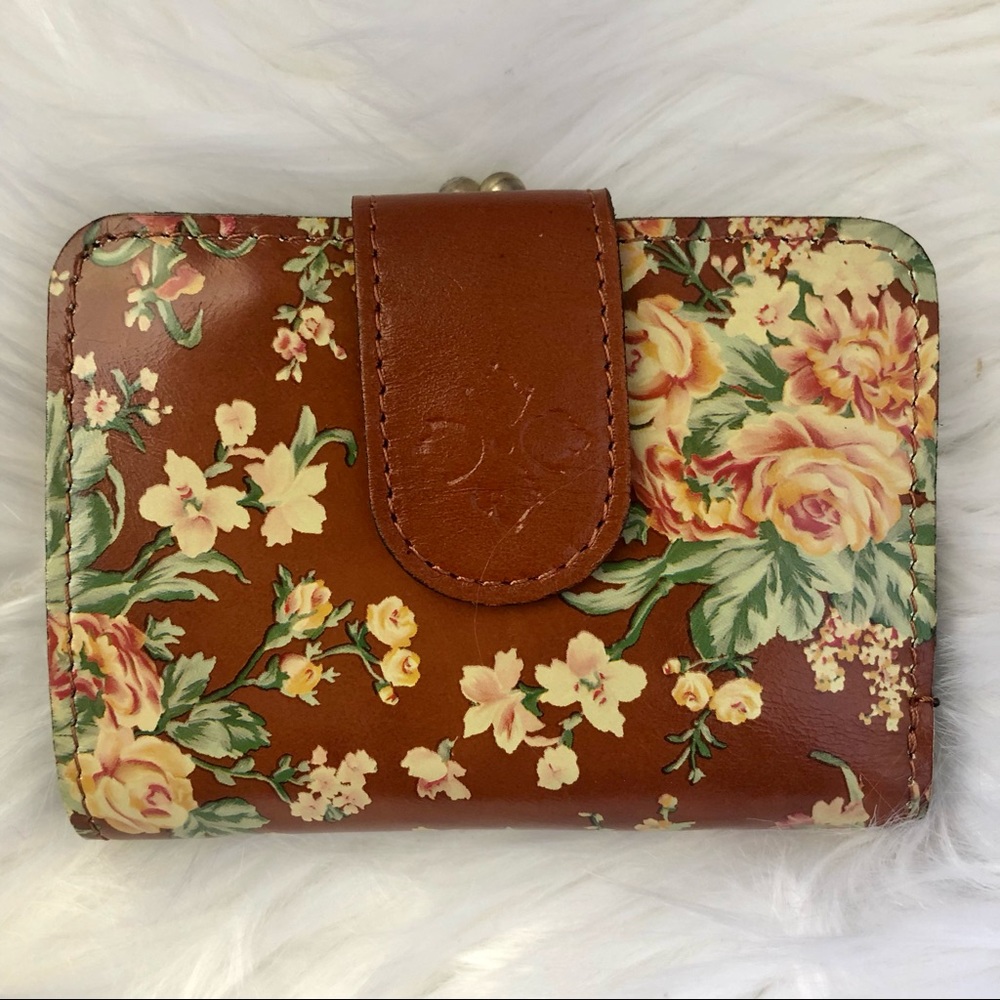 Patricia Nash Botanical Wallet